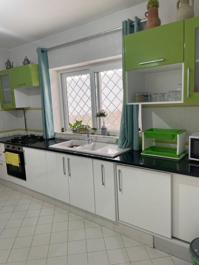 Etage De Villa Avec Jardin, Pres De L'Aireport Et Parking Prive Ariana Extérieur photo
