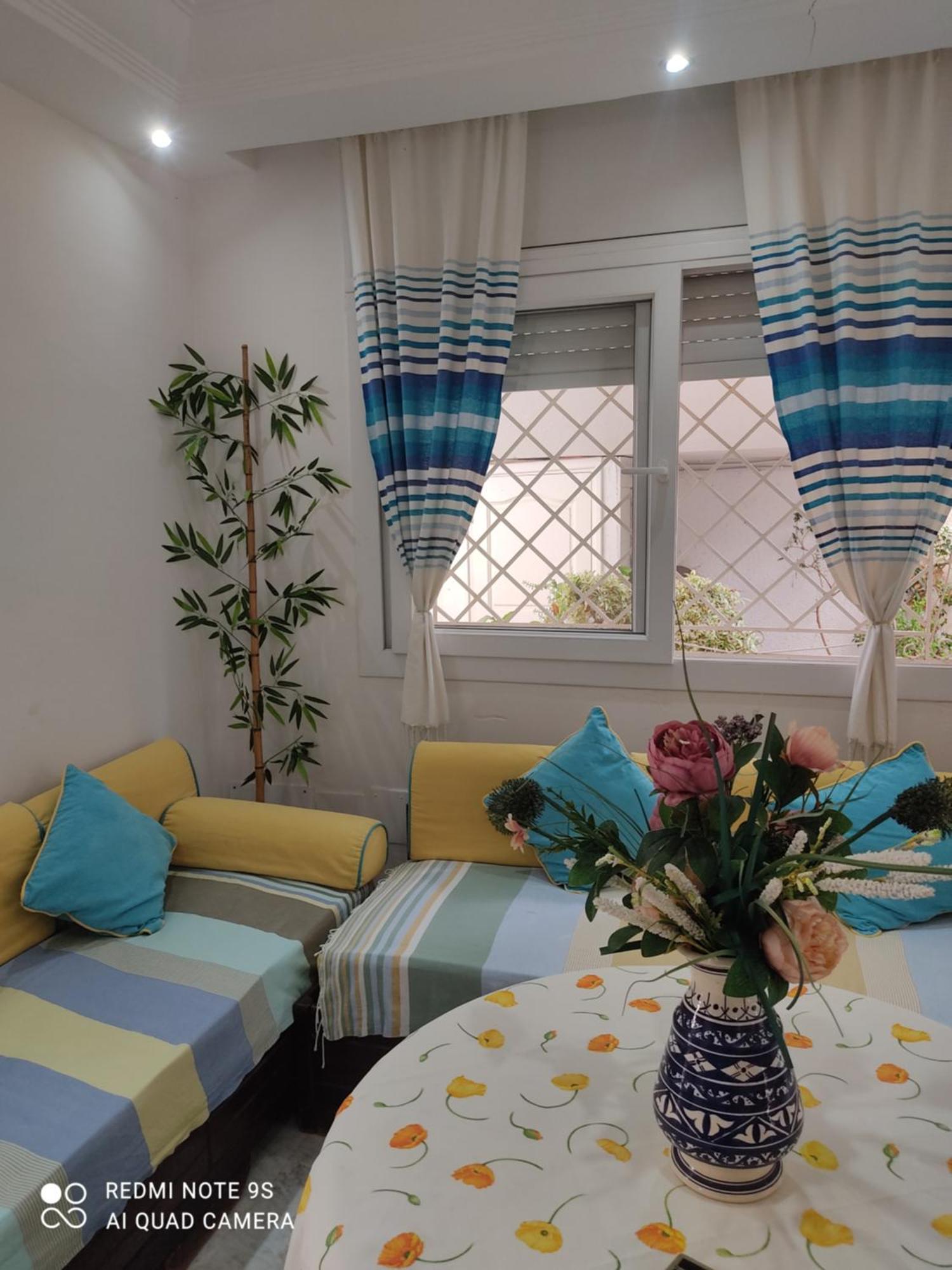 Etage De Villa Avec Jardin, Pres De L'Aireport Et Parking Prive Ariana Extérieur photo