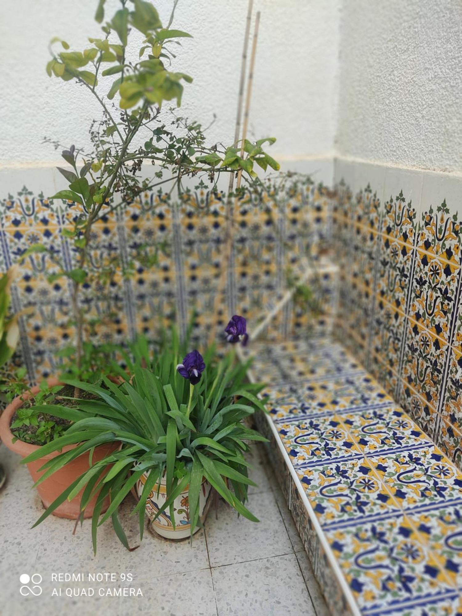 Etage De Villa Avec Jardin, Pres De L'Aireport Et Parking Prive Ariana Extérieur photo