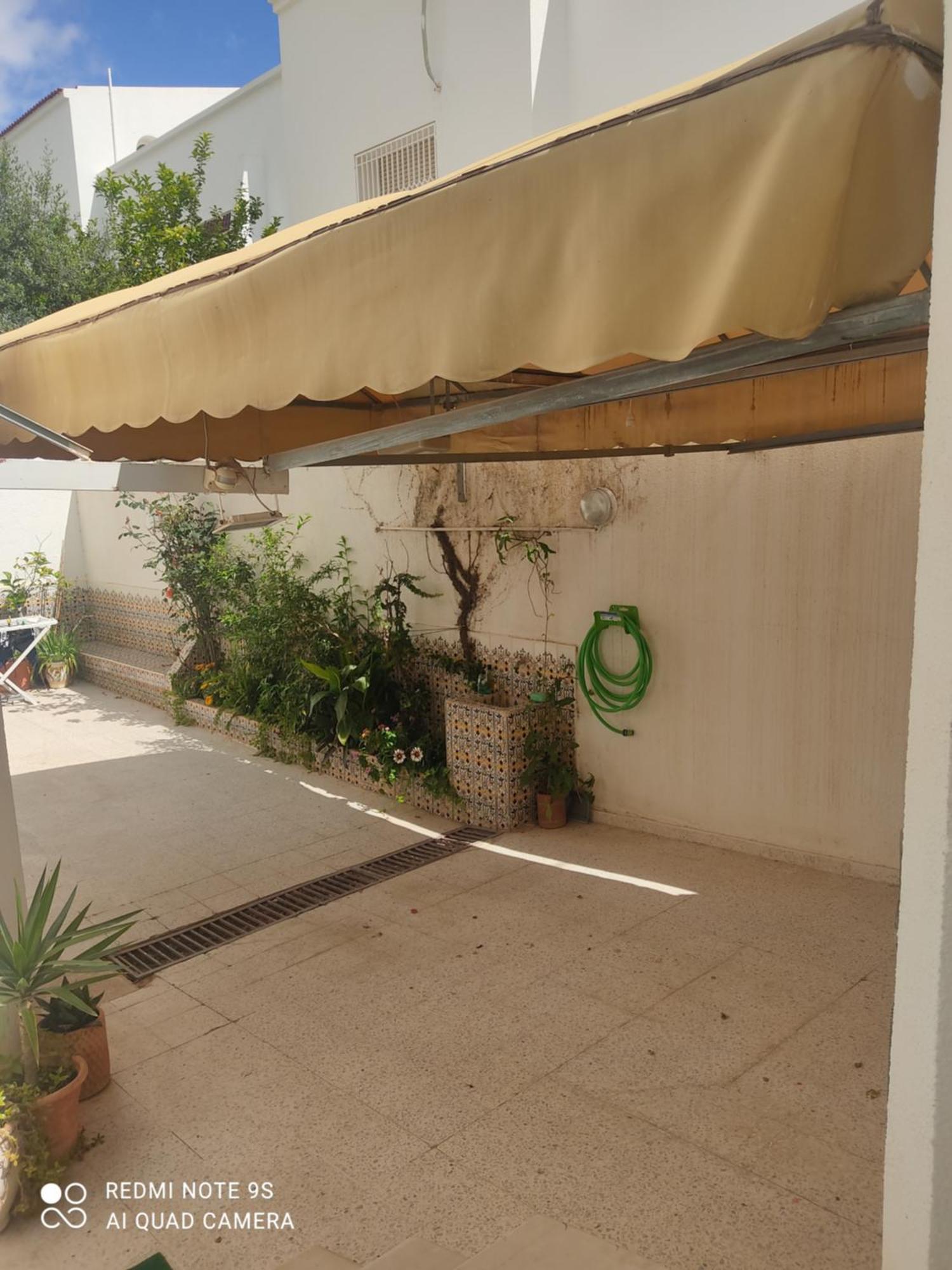 Etage De Villa Avec Jardin, Pres De L'Aireport Et Parking Prive Ariana Extérieur photo