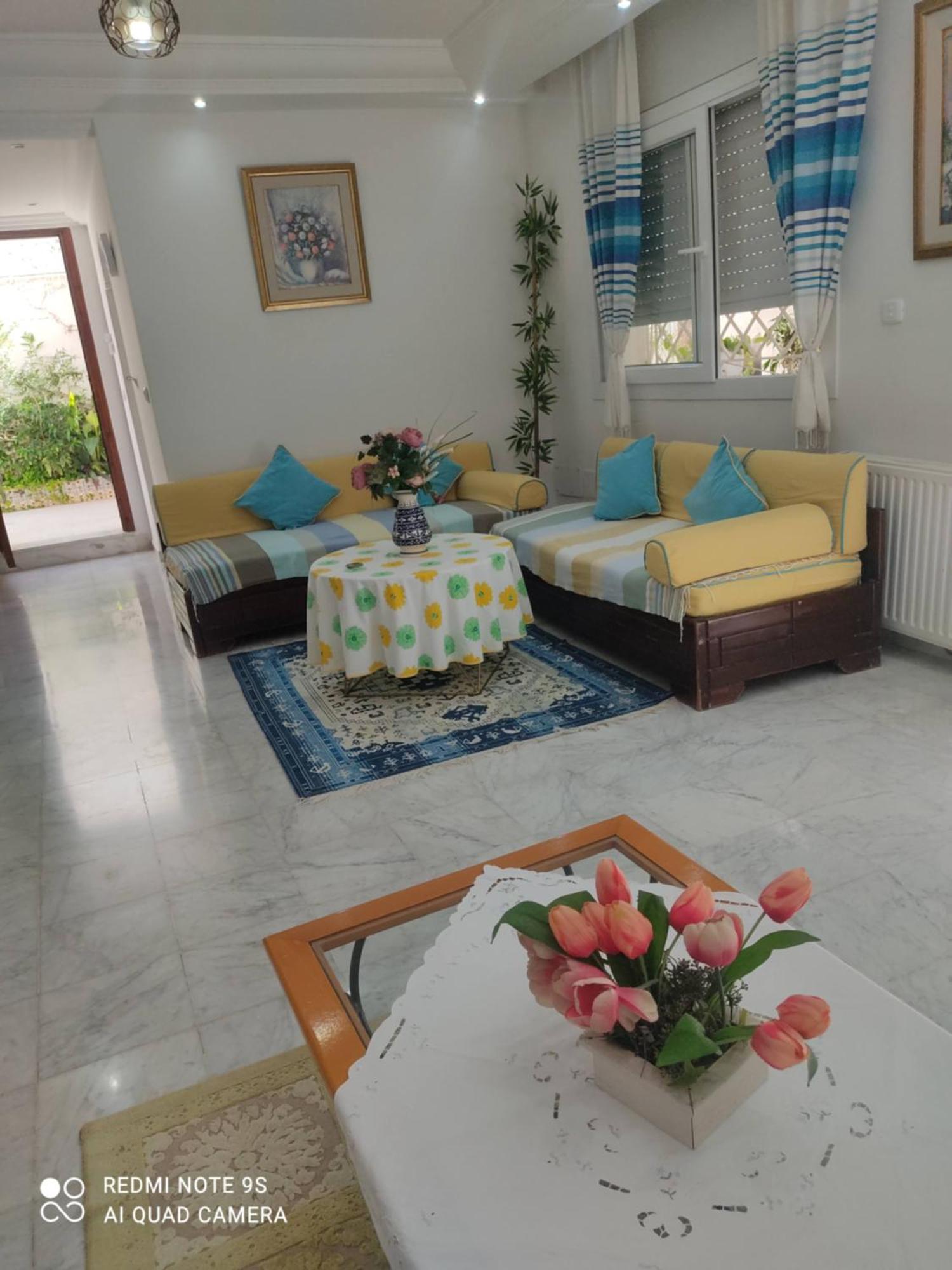 Etage De Villa Avec Jardin, Pres De L'Aireport Et Parking Prive Ariana Extérieur photo