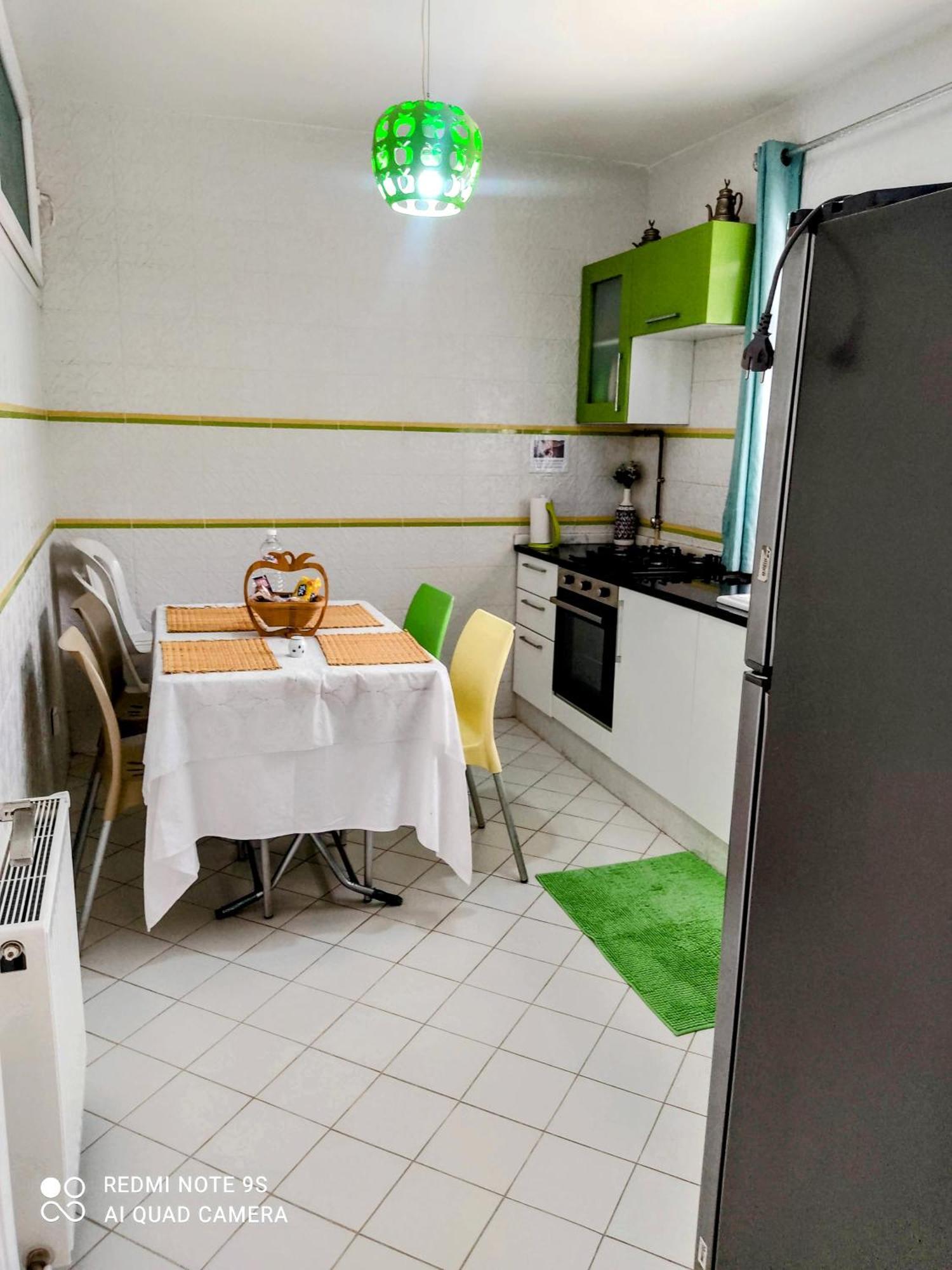 Etage De Villa Avec Jardin, Pres De L'Aireport Et Parking Prive Ariana Extérieur photo